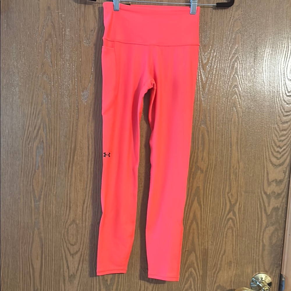 Under Armour Bright Pink Athletic Leggings Size XS NWT